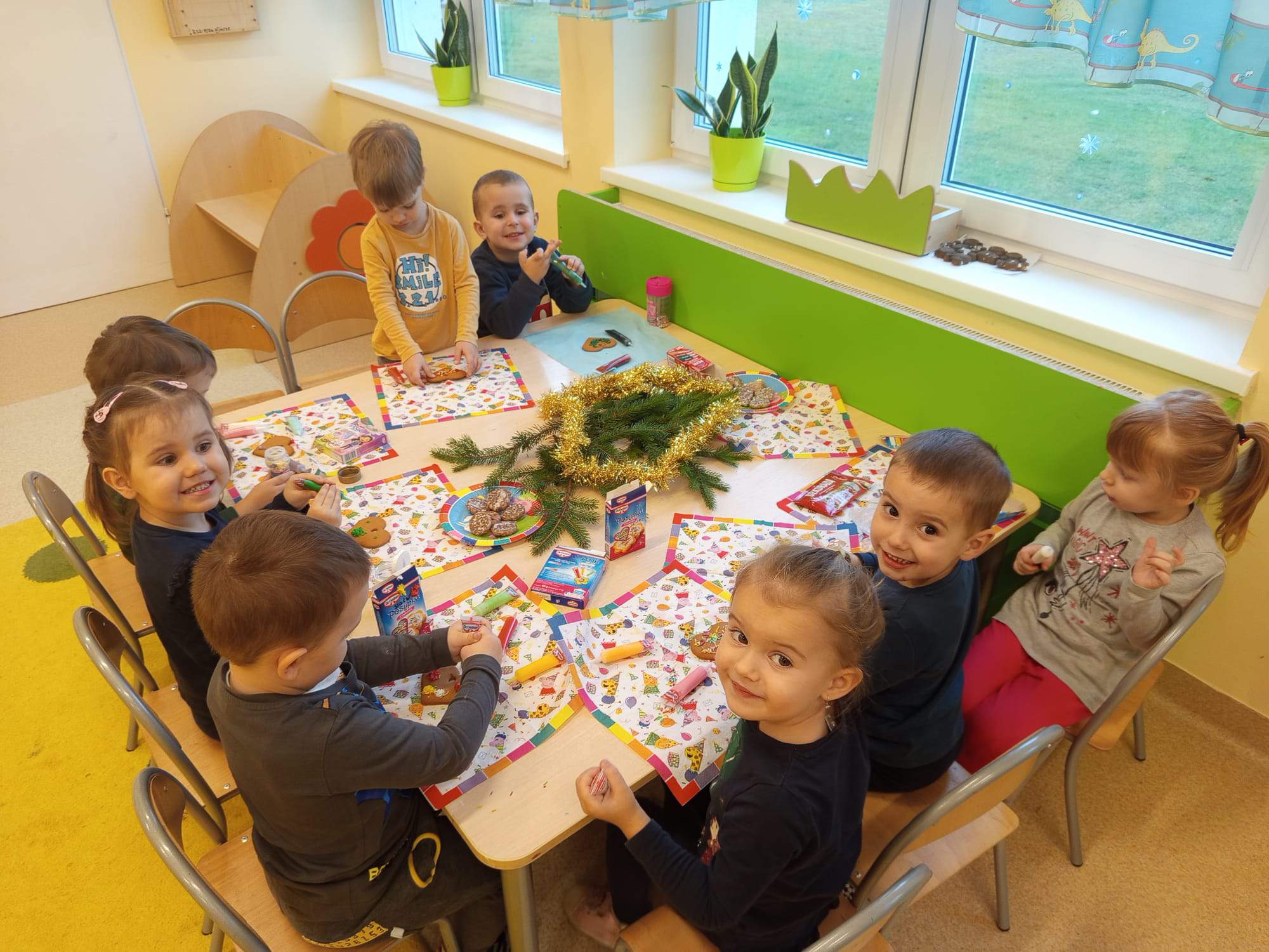 DEKOROWANIE PIERNICZKÓW