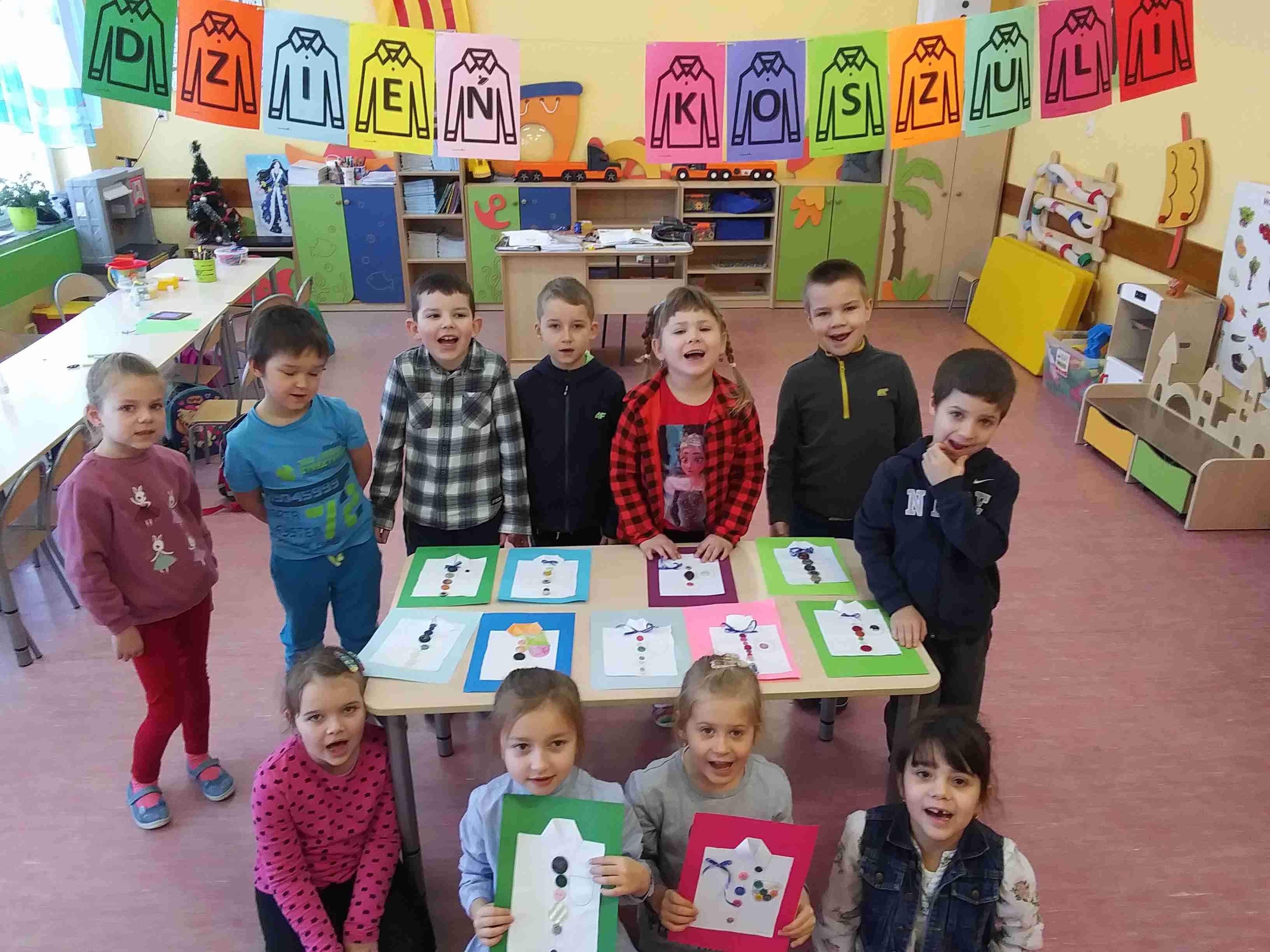 DZIEŃ KOSZULI