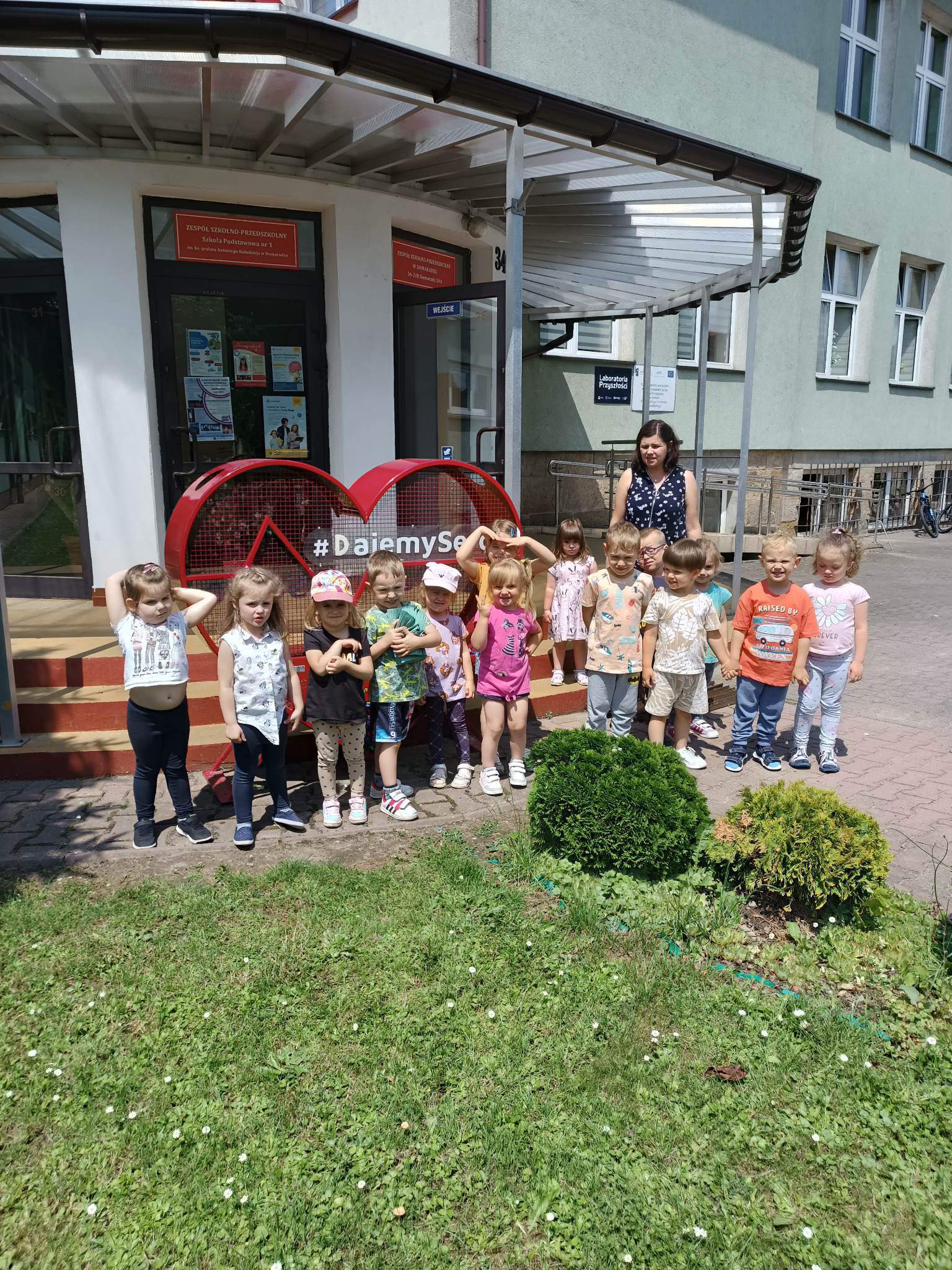 ZBIERAMY NAKRĘTKI DLA OLI