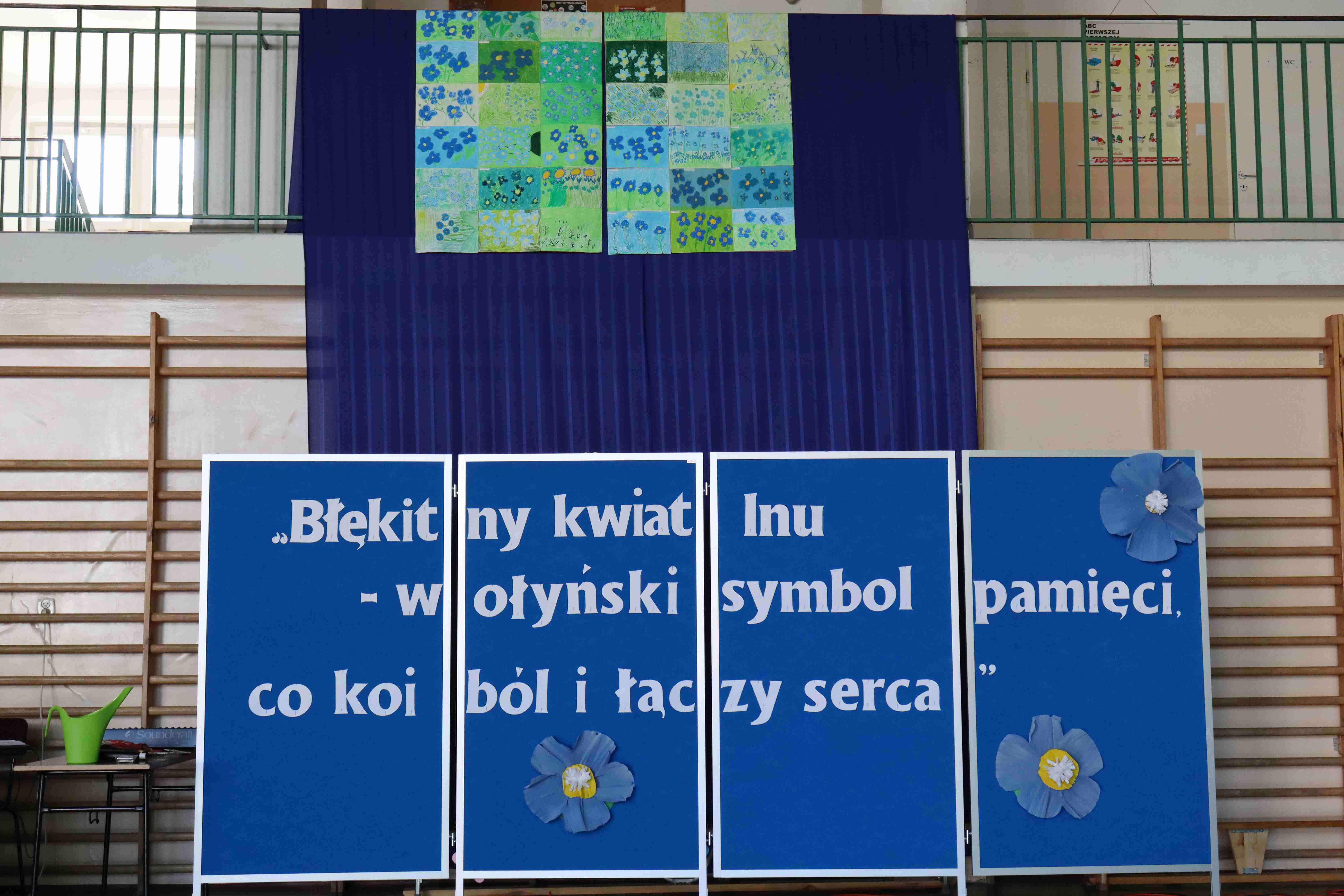 Błękitny kwiat lnu - wołyński symbol