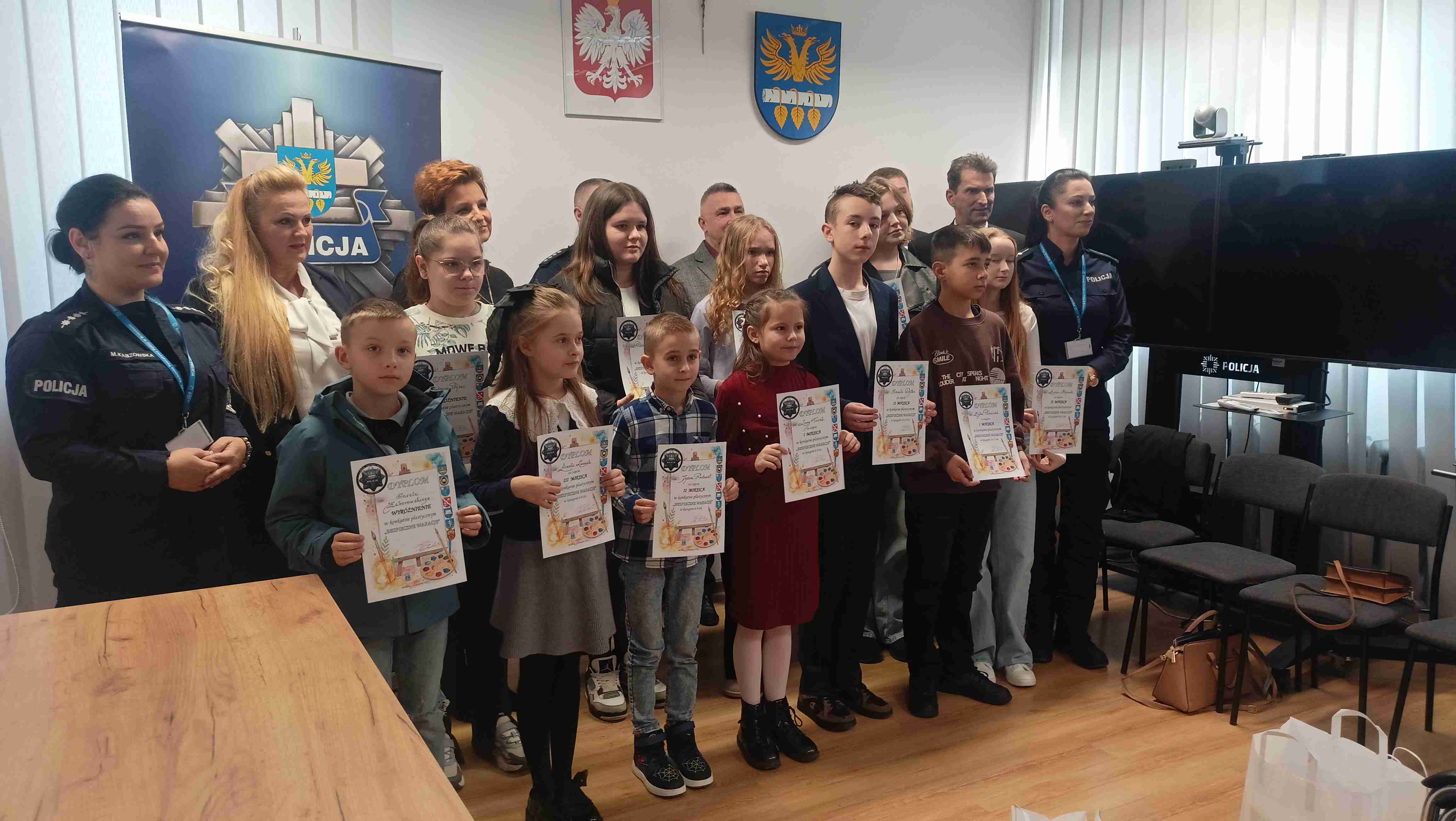 Konkurs plastyczny "Bezpieczne wakacje"