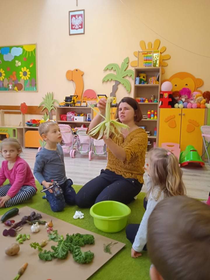 POZNAJEMY WARZYWA - 3,4 LATKI